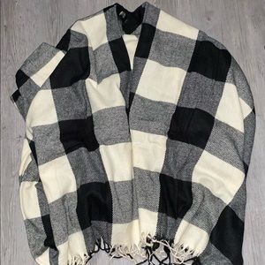 Black and Eggshell Buffalo Plaid Ruana Cover Up OS